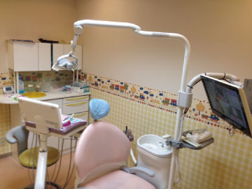 高松ファミリー歯科・診察台