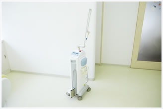 レーザー治療器 レーザー治療器