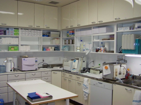 消毒コーナー　【Corner disinfection】