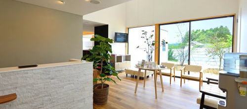 こばり歯科・受付