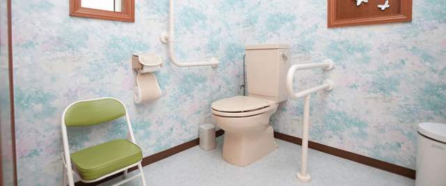 車いすＯＫの広々トイレ