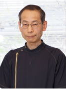 歯科医師：太田芳夫