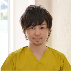 歯科医師:村上 智保 歯科医師:村上 智保