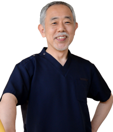 歯科医師：宮本 亮二