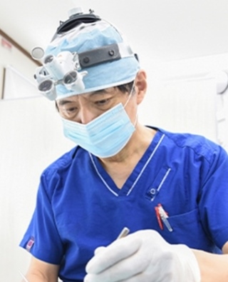歯科医師：鈴木　一郎