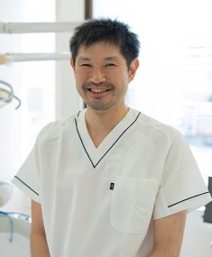 歯科医師：木村 圭介