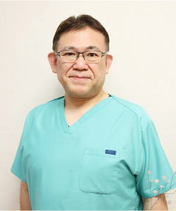 歯科医師：市村 昌久