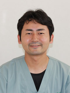 歯科医師：土田 健太郎