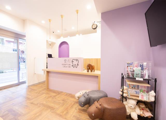 受付 別角度より 受付 別角度より