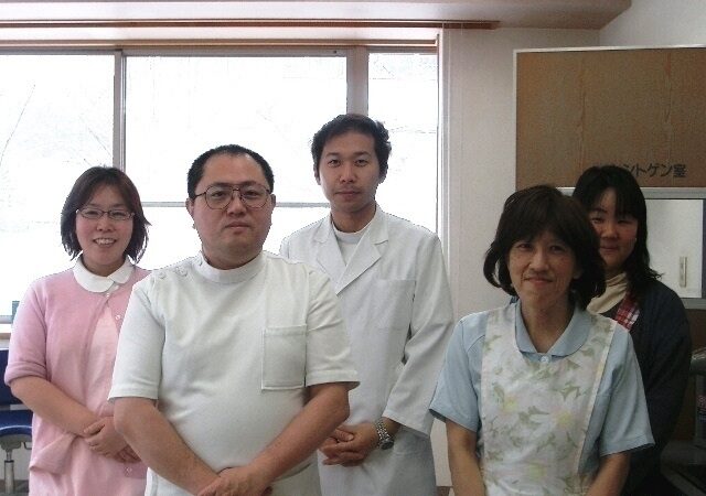 歯科医師　金盛久展